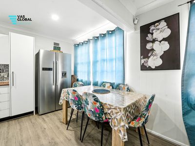 30 Mindanao Avenue, Lethbridge Park