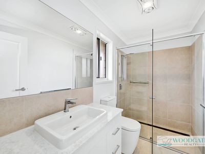 11 GULL STREET, Woodgate