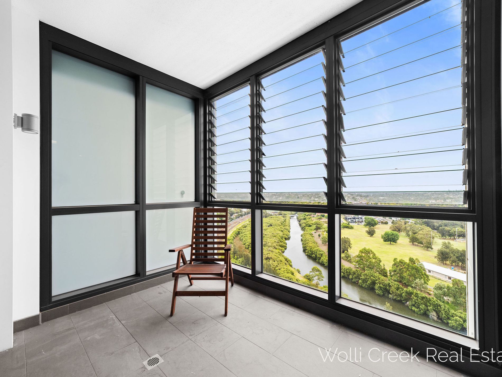 2009 / 9 Brodie Spark Drive, Wolli Creek