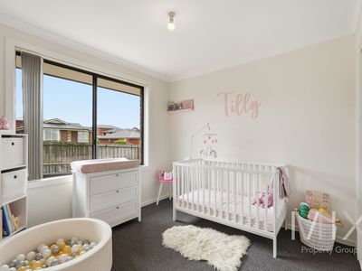 1 / 19 Joseph Link, Brighton