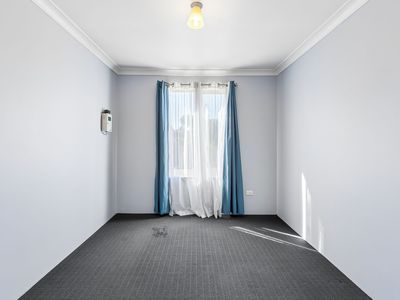 5 Lyndon Court, Heathridge