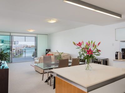 6302 / 2 Ephraim Island Parade, Paradise Point