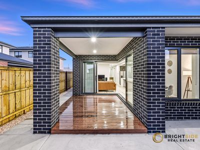 4 Chivers Crescent, Officer