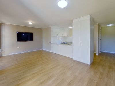 5 / 10 Sturt Circle, Dubbo