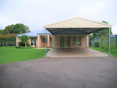 6 Steele Court, Kingaroy