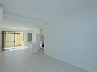 4/32 Main Street, Osborne Park