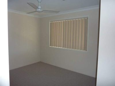 7 Dingle Close, Kingaroy