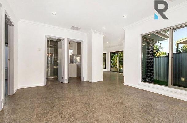 1 / 5 Falmer Place, Craigieburn