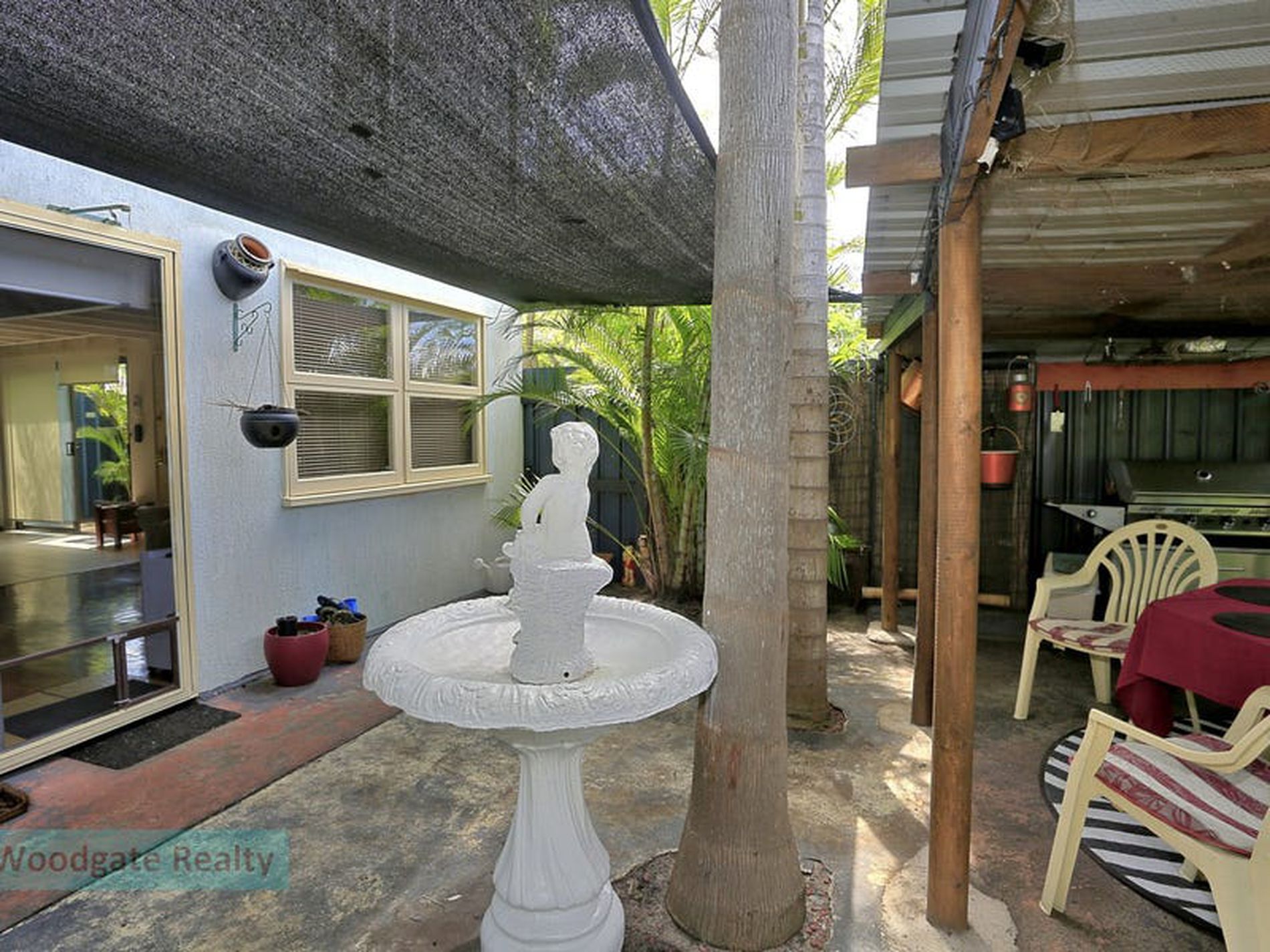 8 Fifth Ave, Woodgate