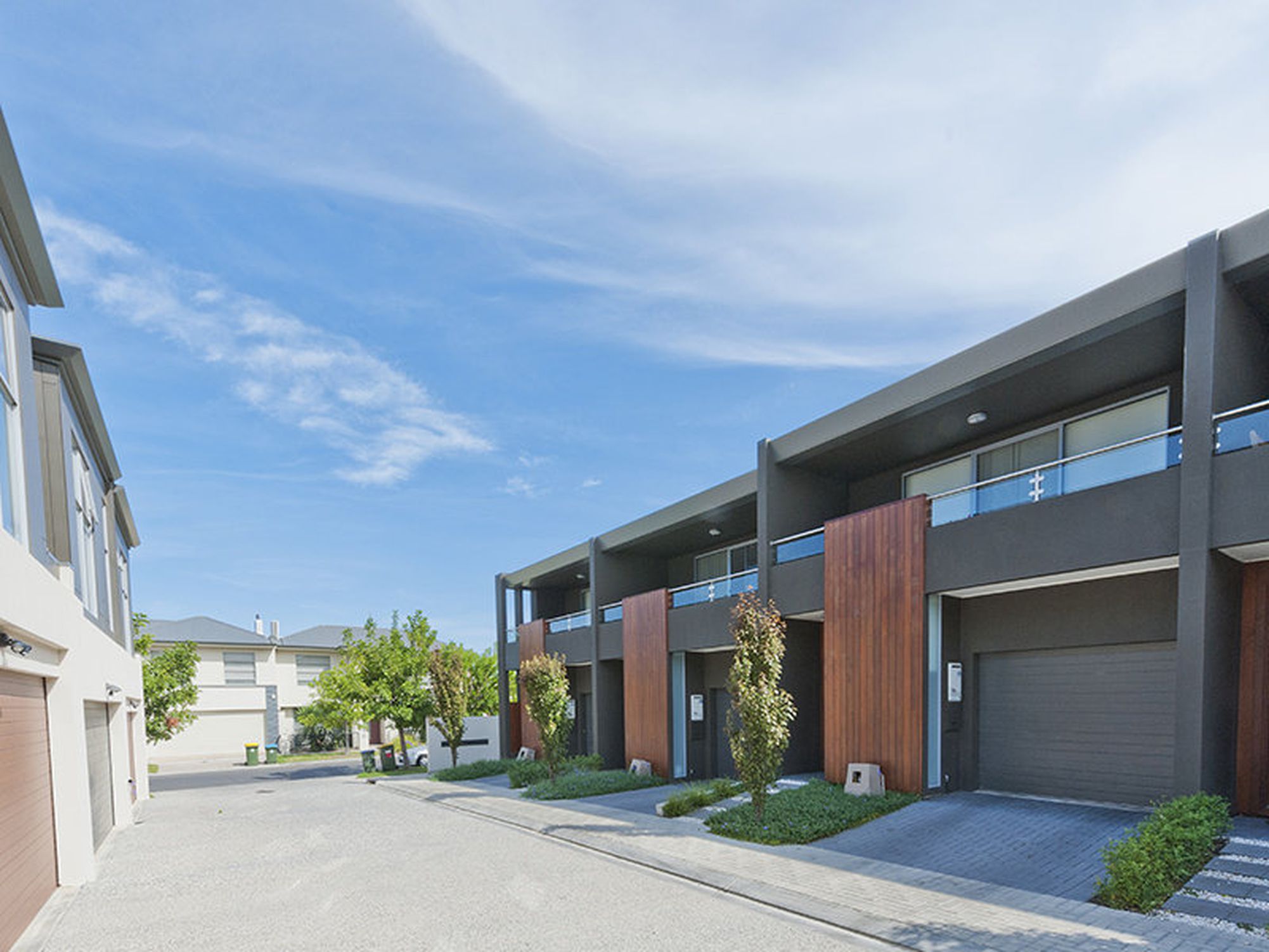 4A Gulnare Grove, Northgate