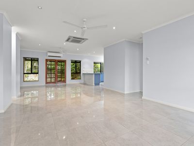 25 Bowerbird Loop, Djugun