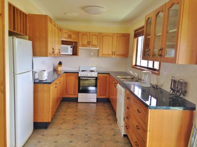 4 Coolibah Avenue, Lake Conjola