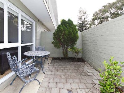 3 / 64 Shenton Road, Swanbourne