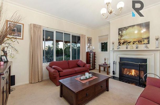 36 The Ridge, Oaklands Junction
