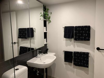 521 / 572 St Kilda Road, Melbourne