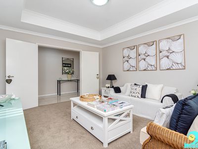 9 Topmast Brace, Alkimos