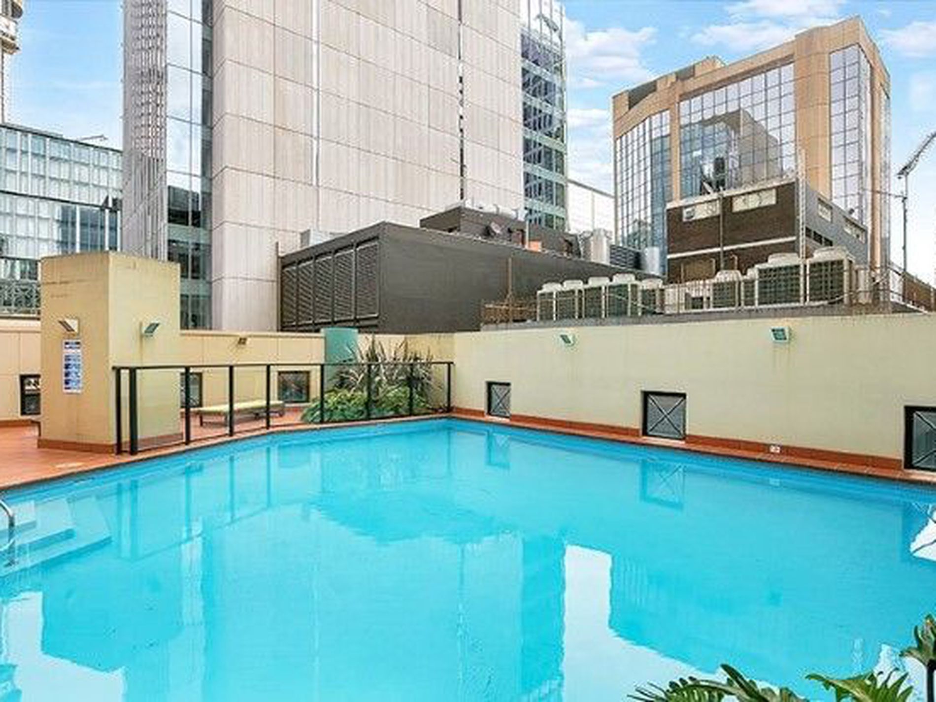 2403 / 1 Hosking Place, Sydney