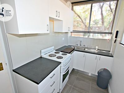 2 / 15 Endeavour Street, West Ryde