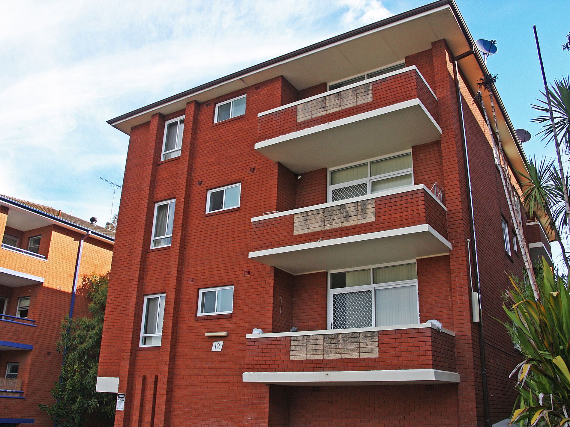 8 / 12 Queen Street, Arncliffe