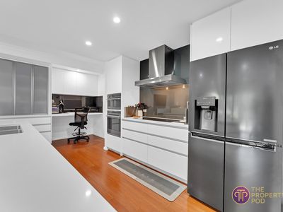 11 The Grandstand, Harrisdale