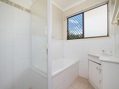 26 Clarinda Avenue, Springwood