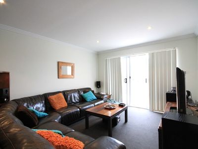 2 / 71 Central Avenue, Oak Flats