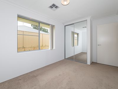 27 Pingaring Court, Byford