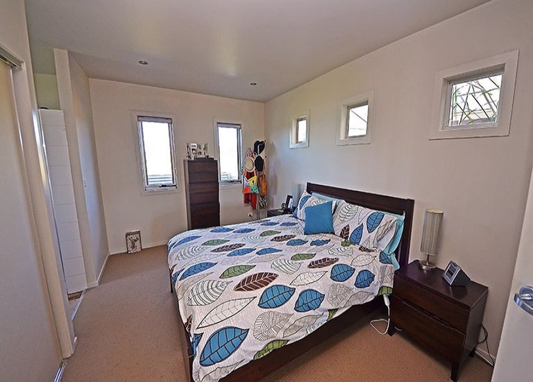4 Cameron Street, Dutton Way