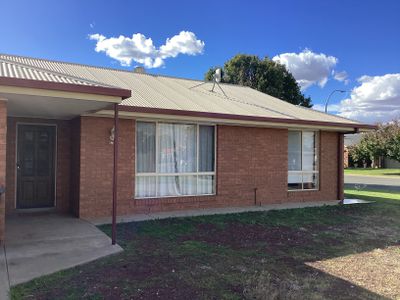 1 / 9 Bundoora Avenue, Jerilderie
