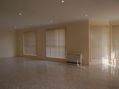 2 Minato Place, Taylors Lakes