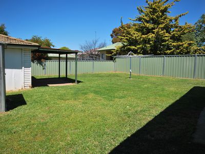 17 Lovett Avenue, Dubbo