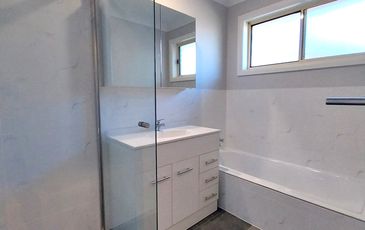 103 Cams Blvd, Summerland Point