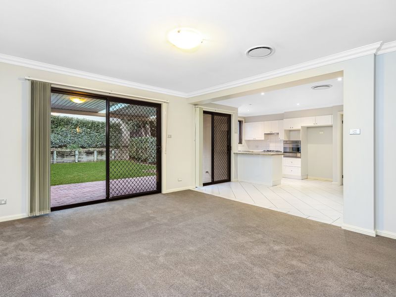 5 Etruscan Court, Glenwood