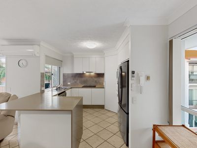 5 / 39-41 Sunbrite Avenue, Mermaid Beach