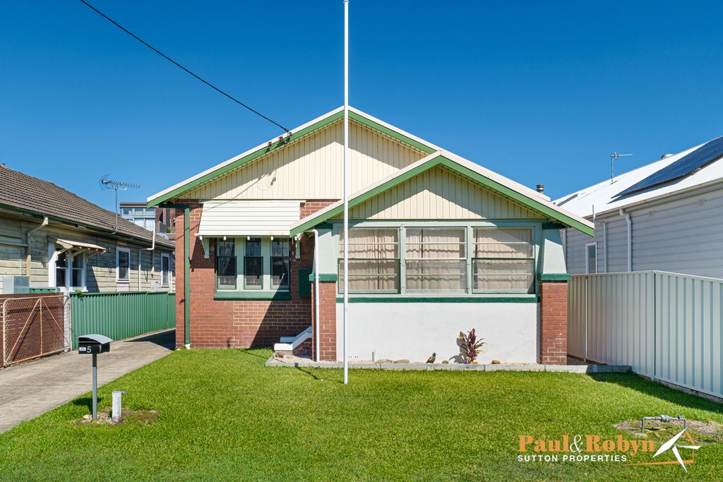 5 Myola Street, Mayfield