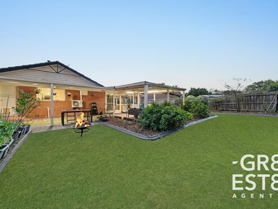 9 Greenshank court , Carrum Downs
