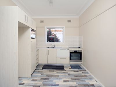 2 / 77 Ocean Street, Windang