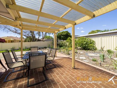 13 Perrin Circuit, Banks