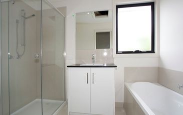 2-4 Edinburgh Drive, Beaconsfield