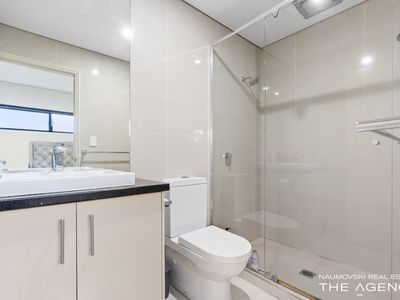 5 / 17 Stroughton Road, Westminster
