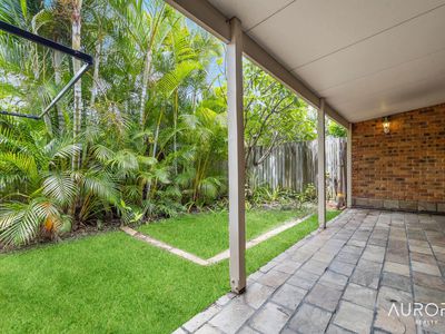 2/30 Kennington Road, Camp Hill