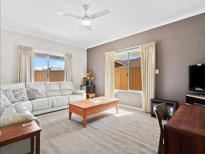 39 Moojebing Street, Bayswater