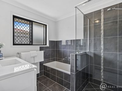 4 Plum Tree Close, Taranganba