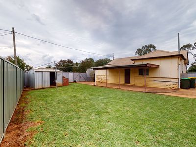 9 Margaret Crescent, Dubbo