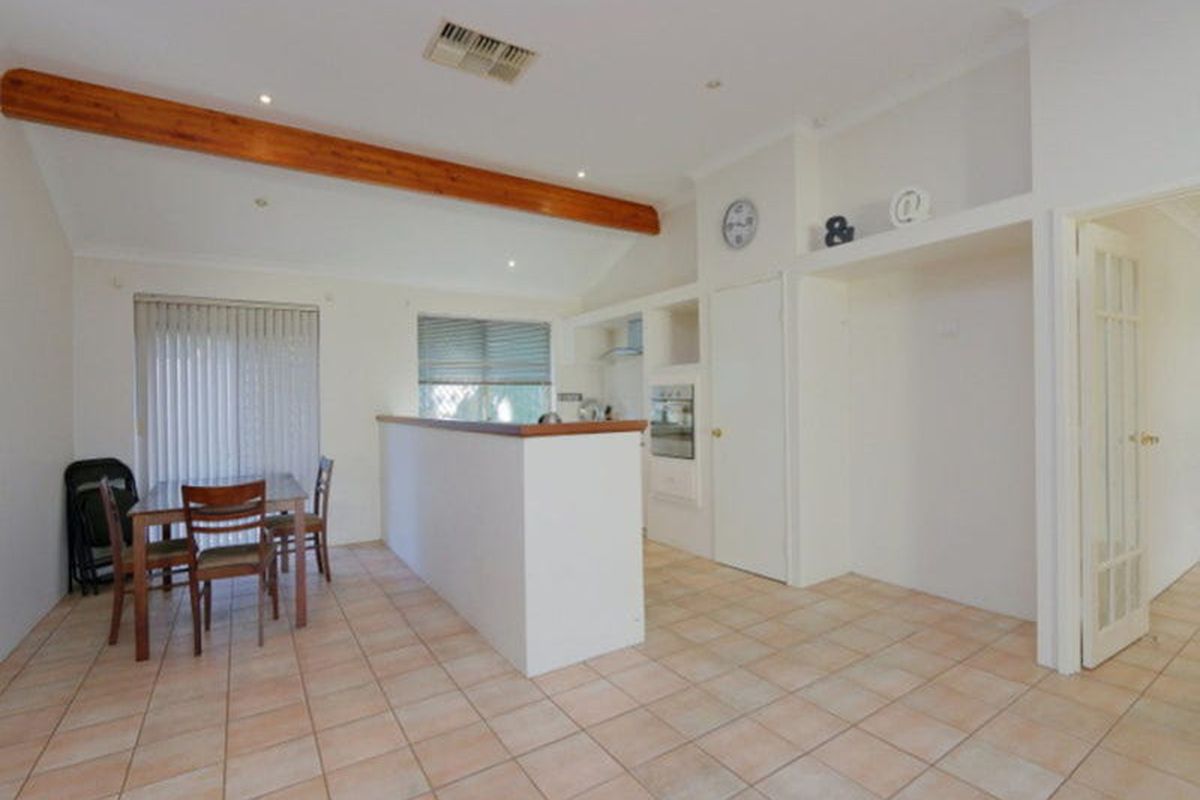 27 Green Croft Gardens, Leeming