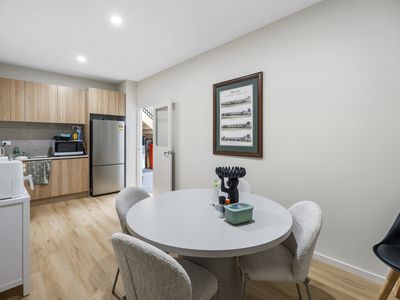 12 / 10 Graham Street, Melton