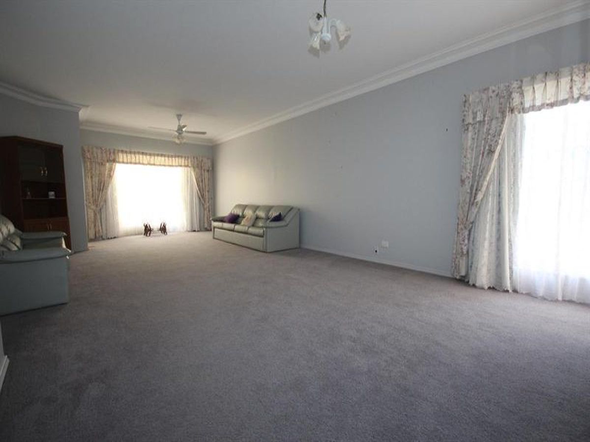 24 Wychewood Ave, Mallabula, Mallabula - Thumbnail 4