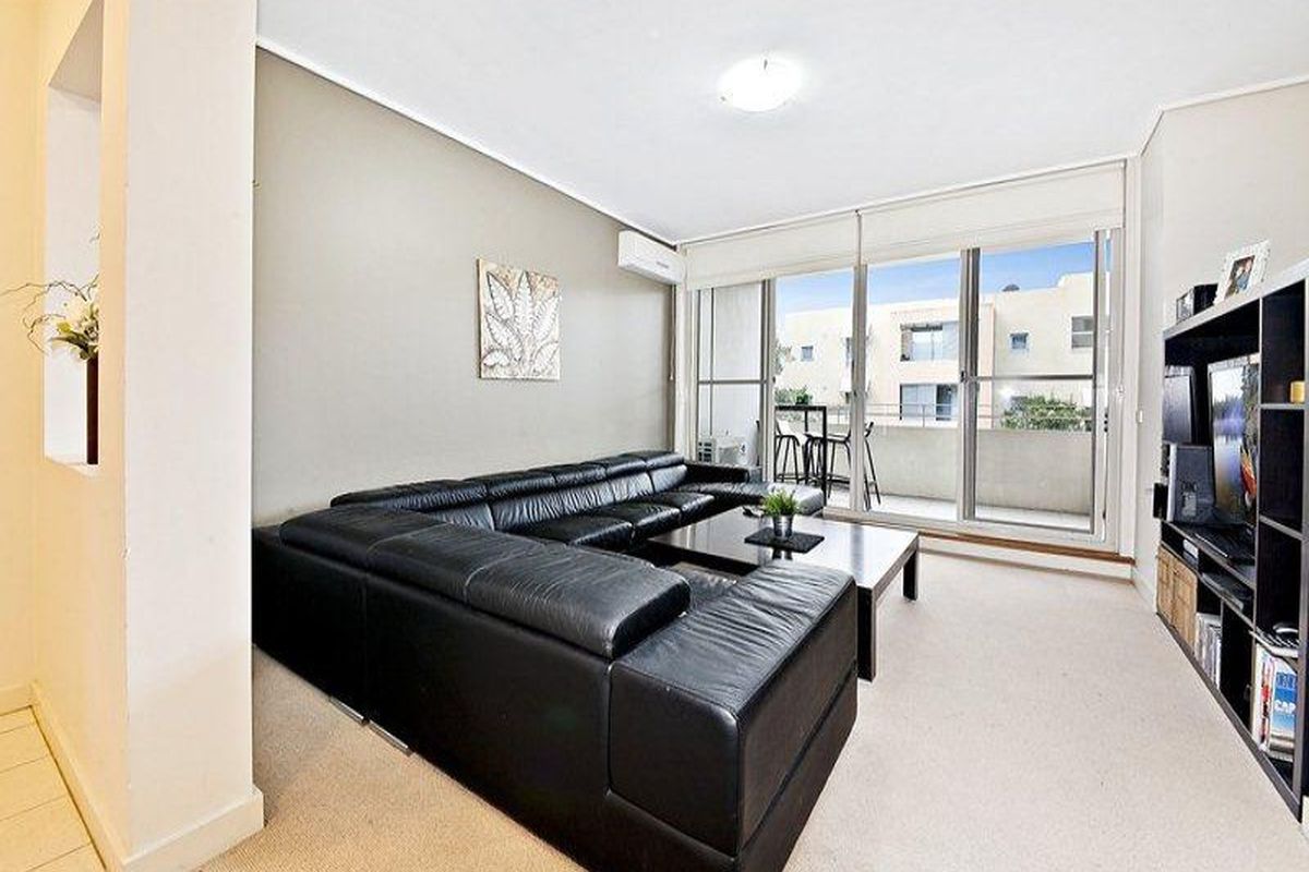 214 / 1 The Piazza, Wentworth Point