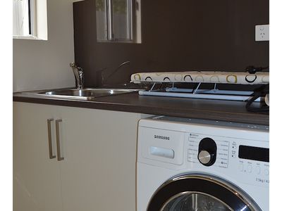 Room 3  / 11A McEwin Street, Renown Park
