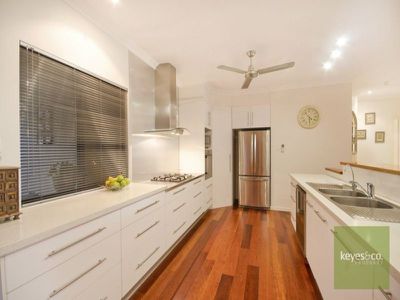 6 Sheoak Circuit, Douglas